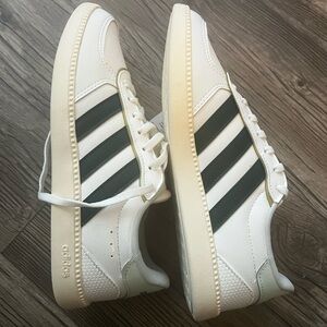 adidas Breaknet Sleek